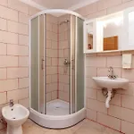 One-bedroom In Apartment *